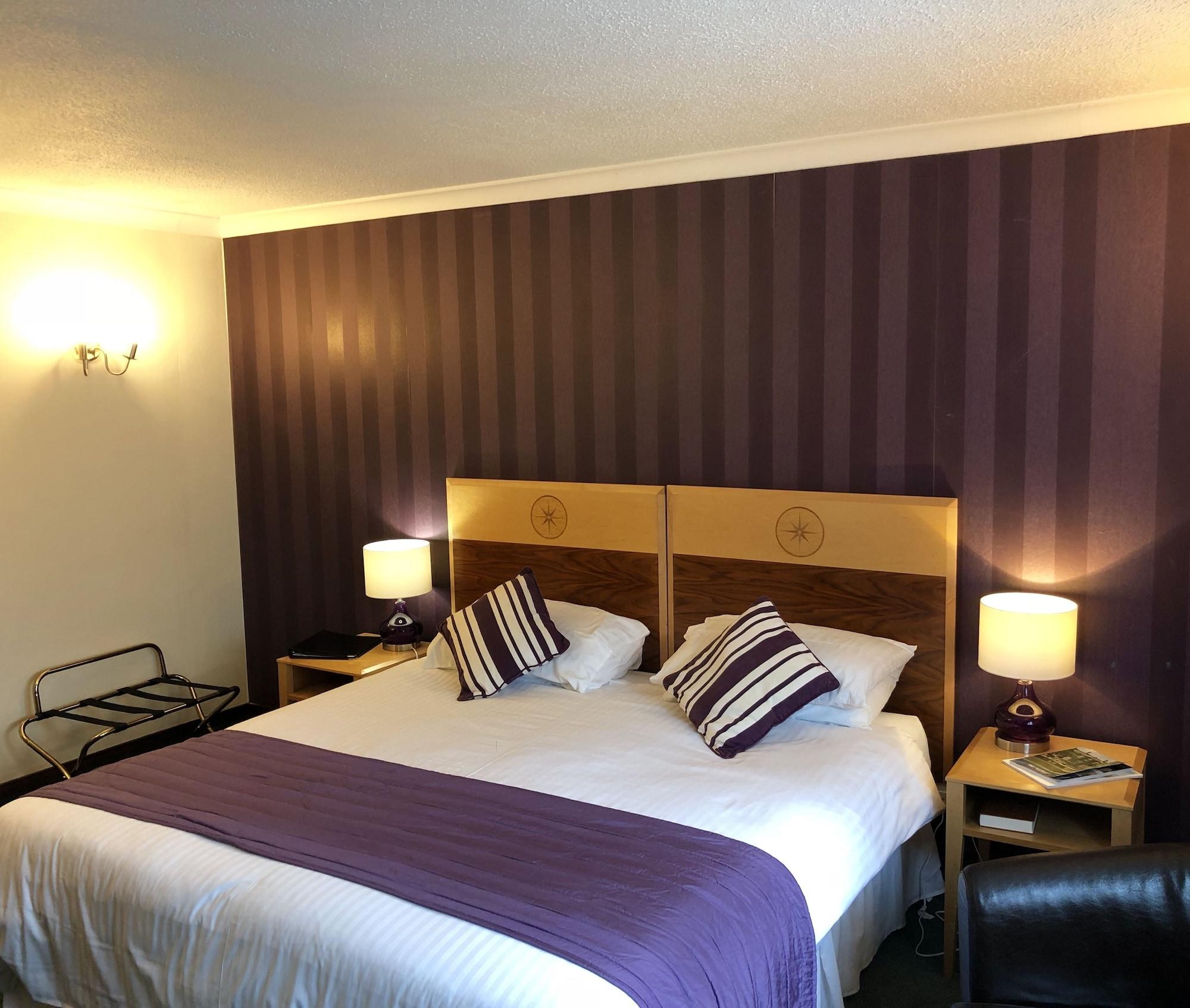 Best Western Compass Inn Tormarton エクステリア 写真