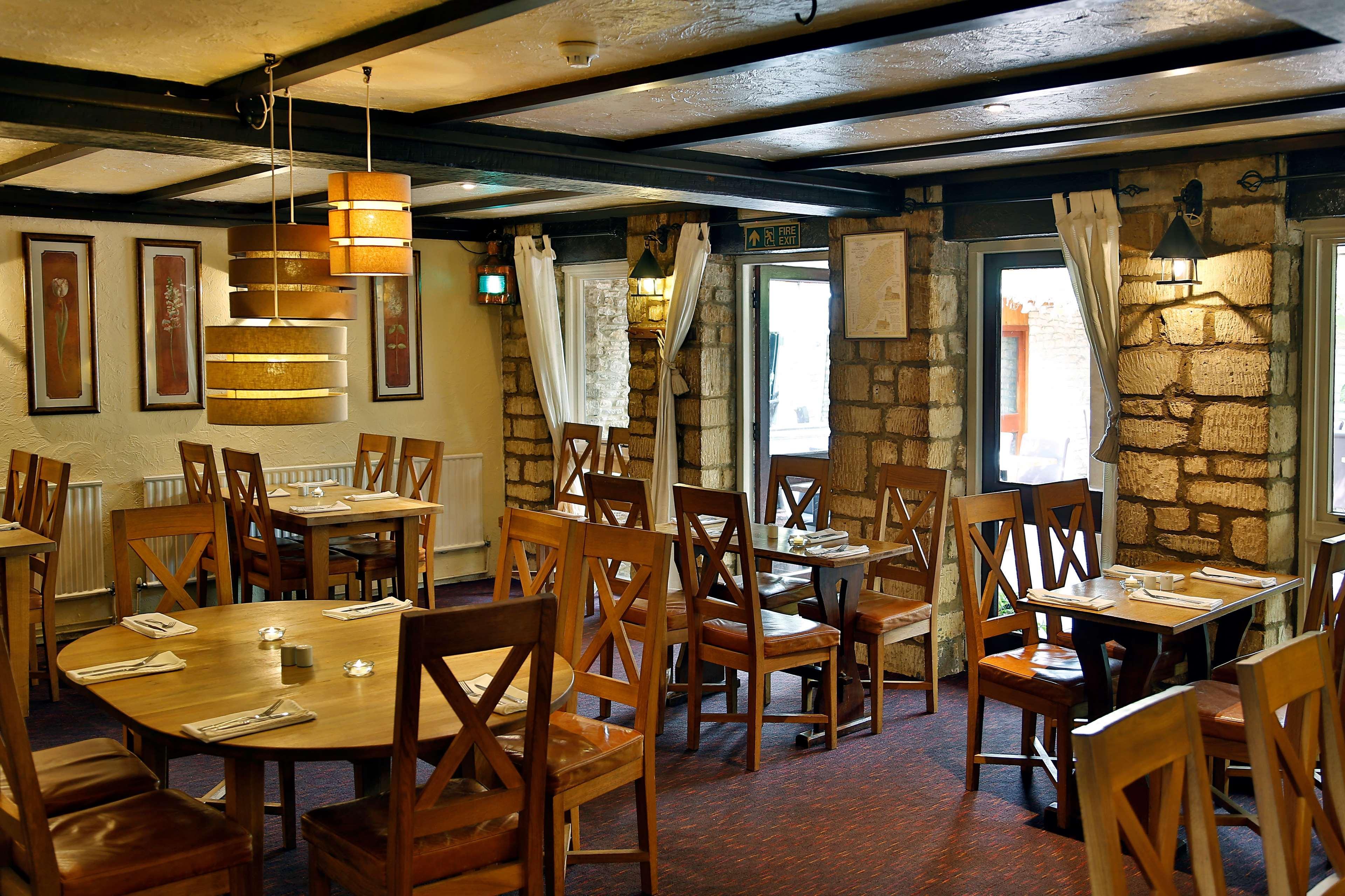 Best Western Compass Inn Tormarton エクステリア 写真