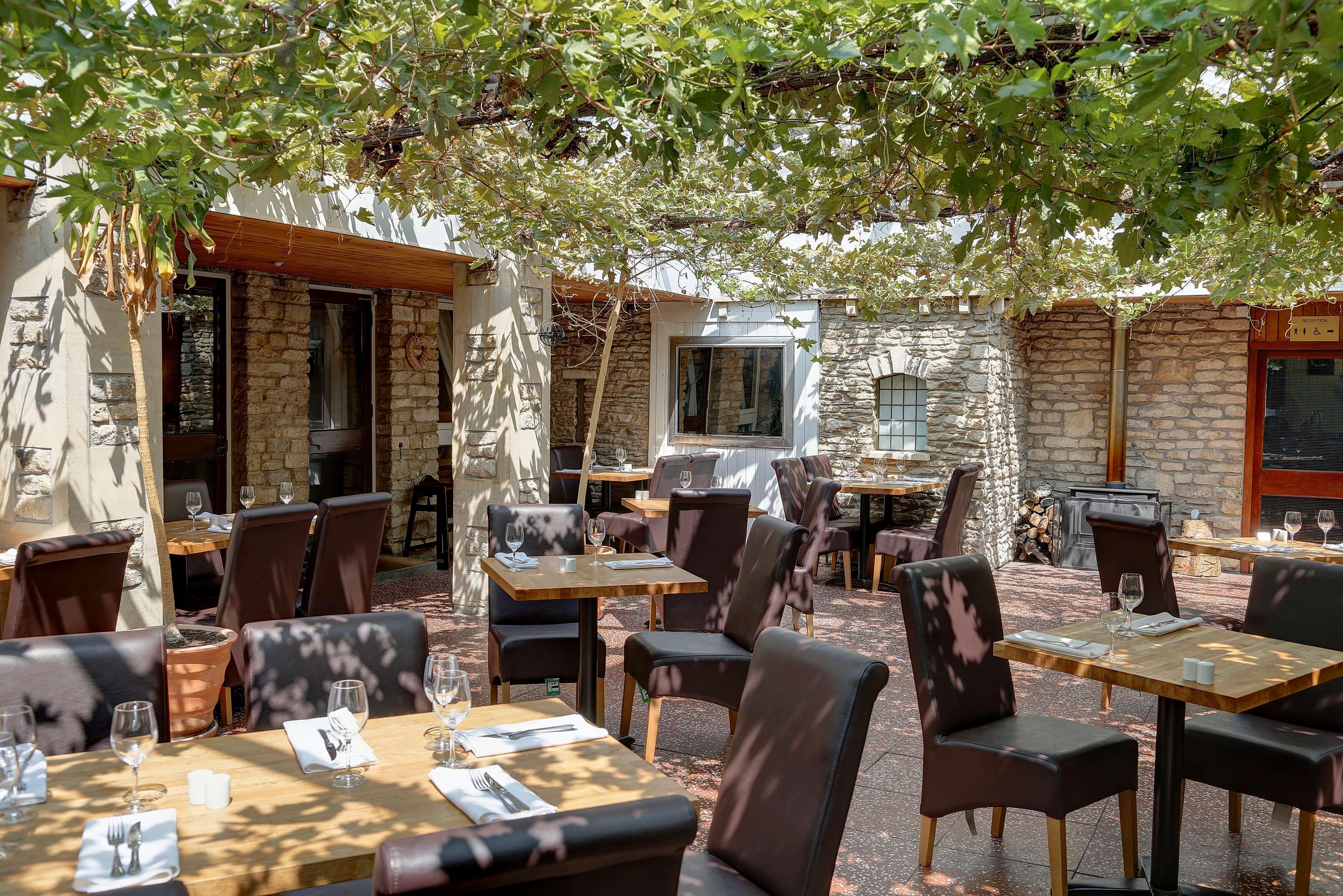 Best Western Compass Inn Tormarton エクステリア 写真