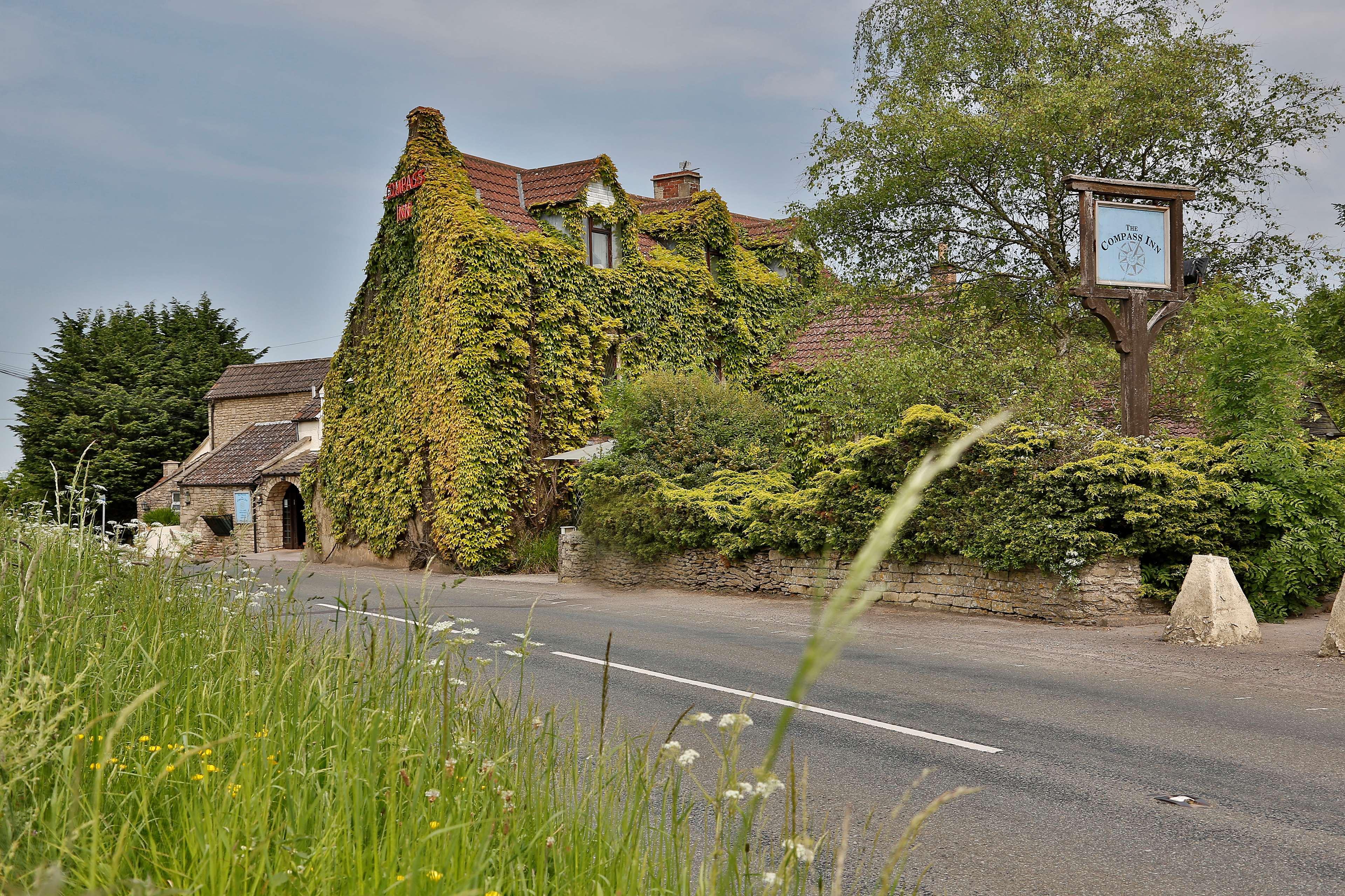 Best Western Compass Inn Tormarton エクステリア 写真